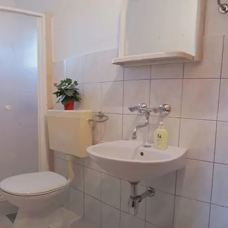 Apartment Liza *