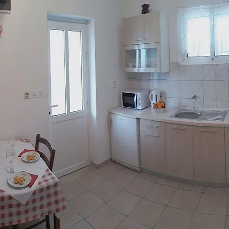 Liza Apartment
